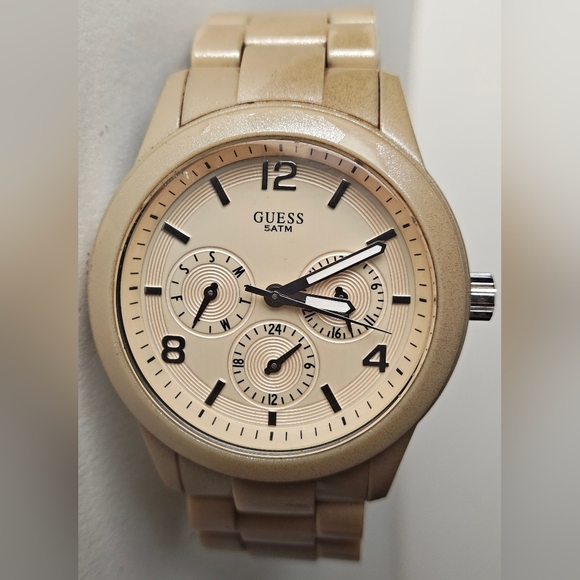 Guess Waterpro U15073L2 Women’s 39mm Watch 7 1/4” Wrist Max - Picture 1 of 7
